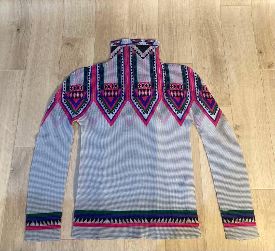 新品同　イッセイミヤケ me ワッフルカットソー 長袖　F