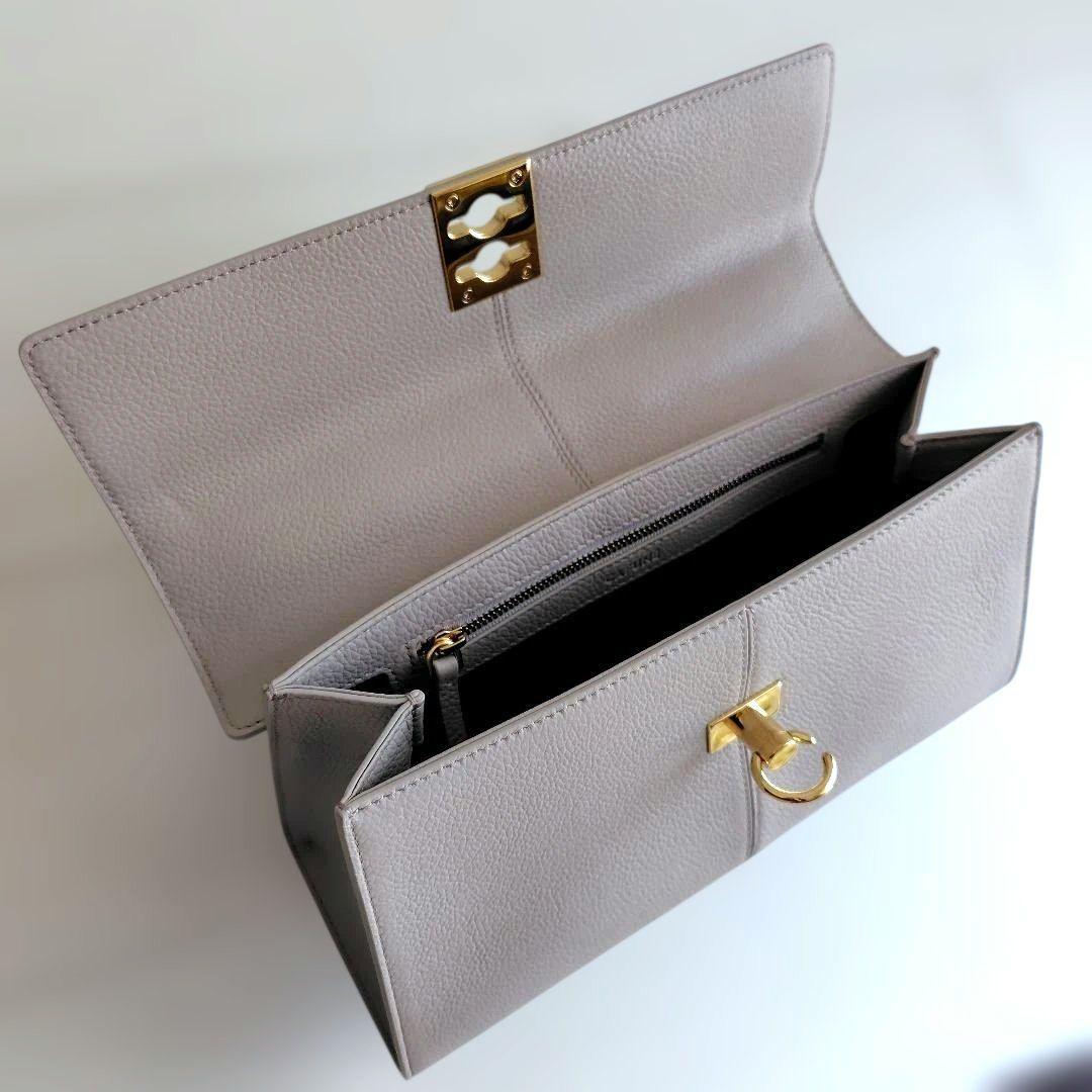 Cafune　カフネ　ミディアムスタンス　スモーク