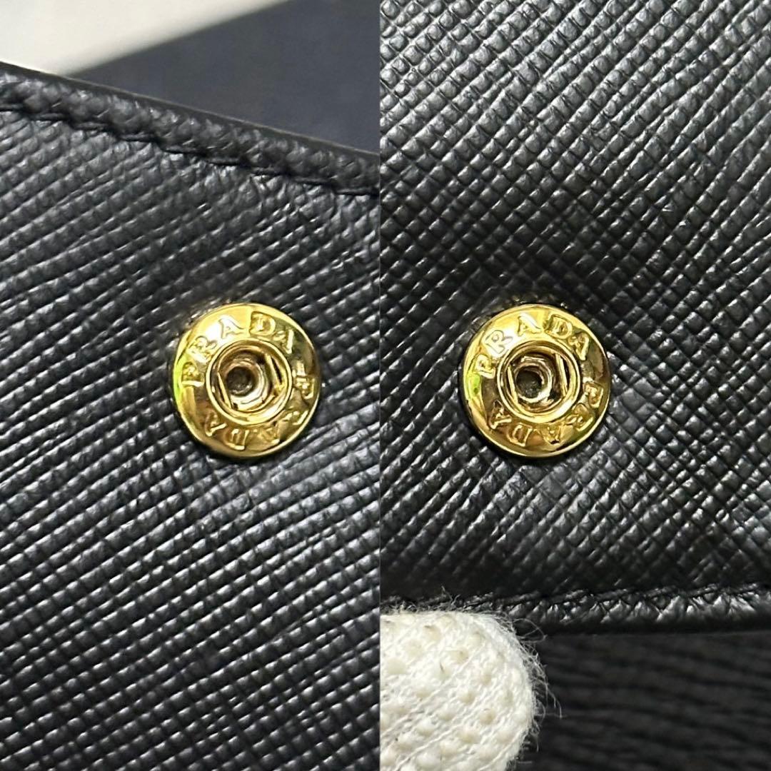 【良品】PRADA プラダ　キーケース　6連　ゴールドロゴ　サフィアーノレザー