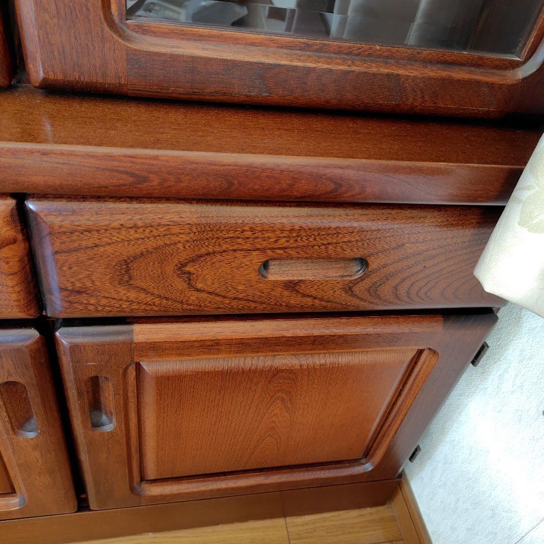 本箱　木製品　引出し　扉　収納量大　棚移動