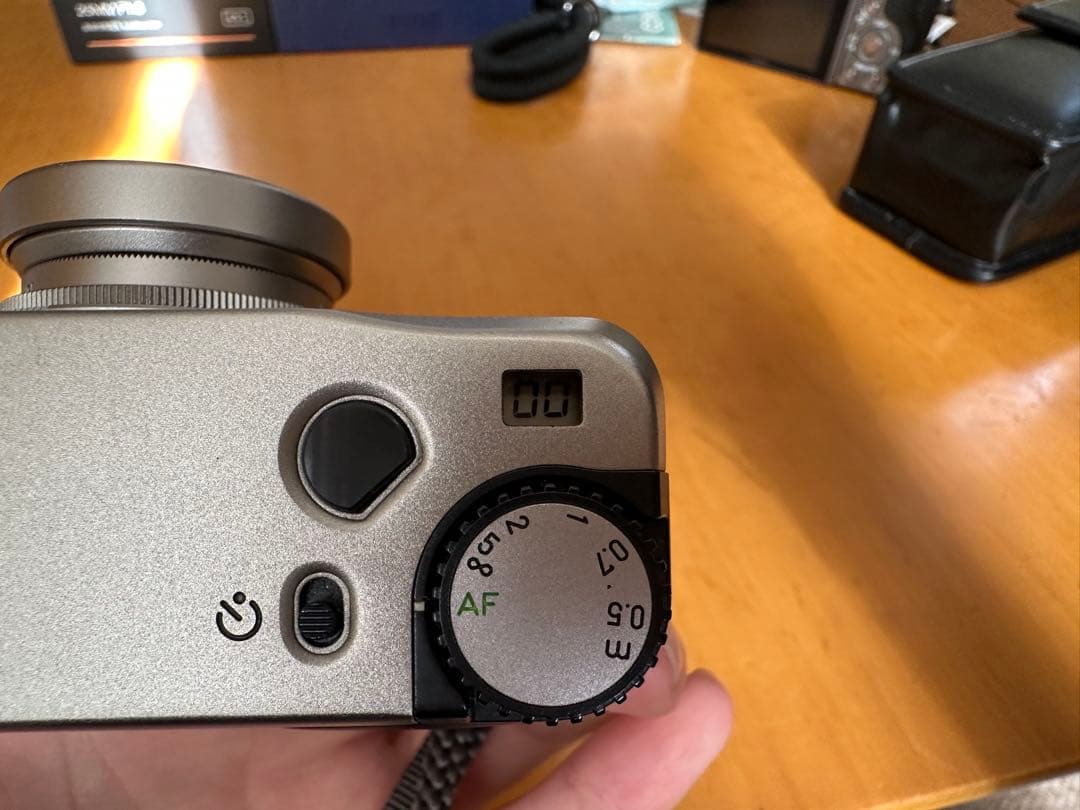 フィルムカメラ CONTAX TVS