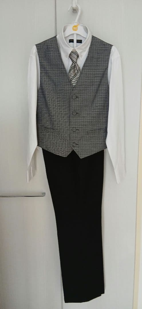 【キャサリンコテージ】160男児 ベスト付 フォーマルスーツ　卒業入学式