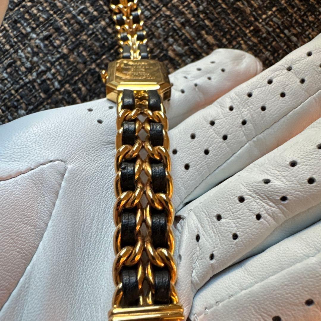 CHANELプレミエール Mクォーツ腕時計 ゴールド/ブラック　A30