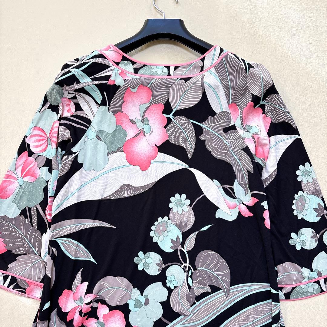 美品✨レオナール カンカン素材 チュニック フレア 花柄 ゆったり 40