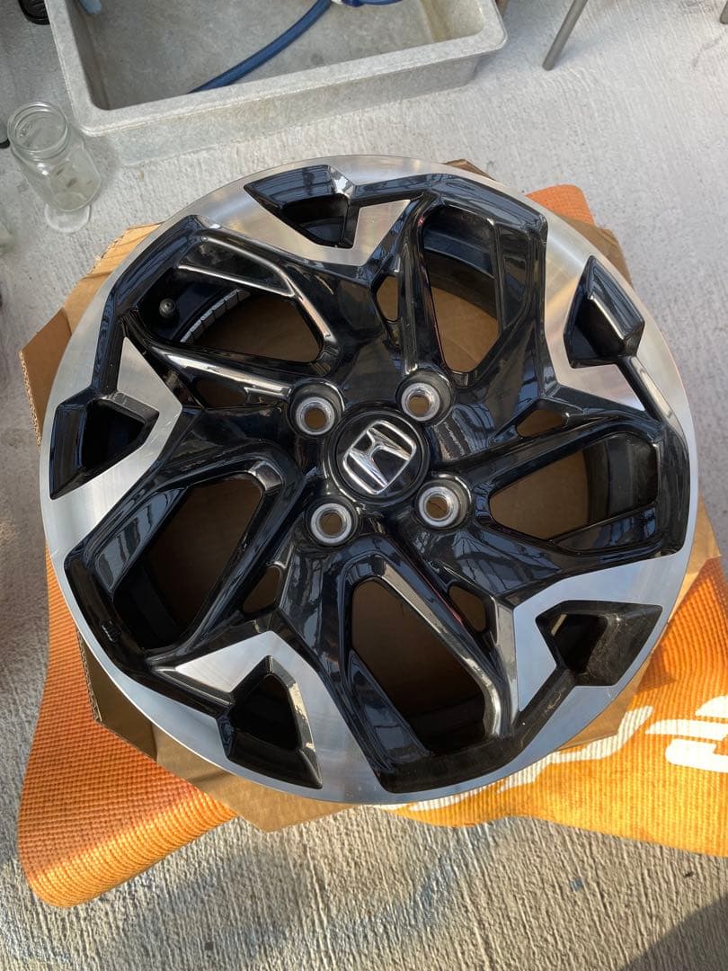 ホンダ　N-BOX純正ホイール　中古