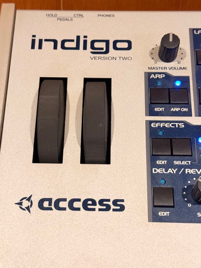 鍵盤楽器 access Virus Indigo2
