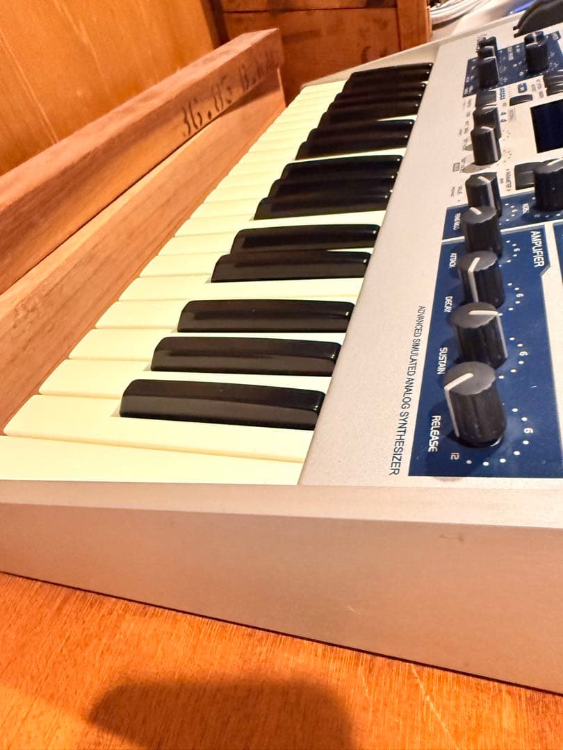 鍵盤楽器 access Virus Indigo2