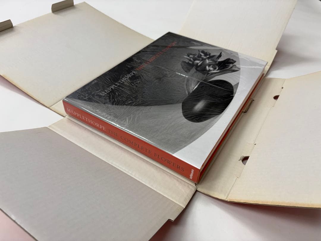 MAPLETHORPE: THE COMPLETE FLOWERS ※外箱付き