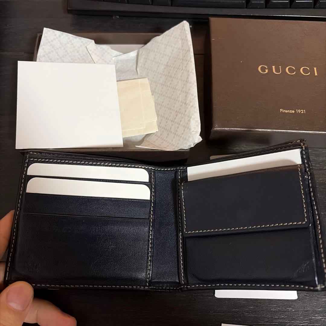 GUCCI 二つ折り財布 ネイビー