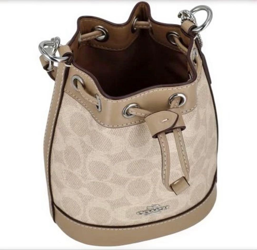☆Coach☆ミニバケットバッグ ショルダーバッグ ベージュ 新品未使用♪