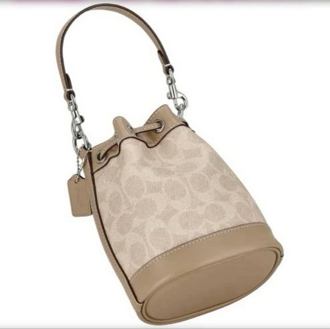 ☆Coach☆ミニバケットバッグ ショルダーバッグ ベージュ 新品未使用♪