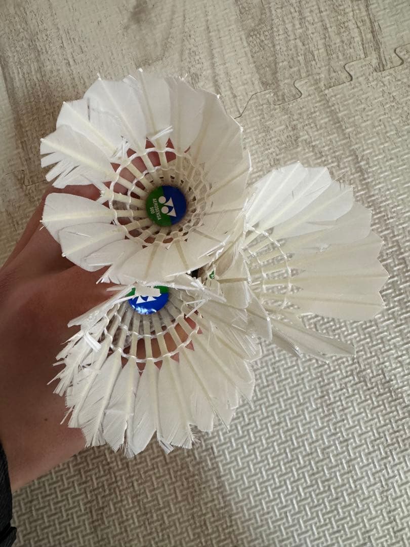 ヨネックスエアロセンサ500中古シャトル168球