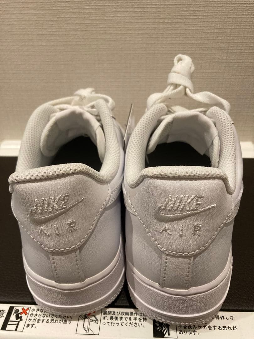 新品タグ付きNike Air Force 1 24.5cm