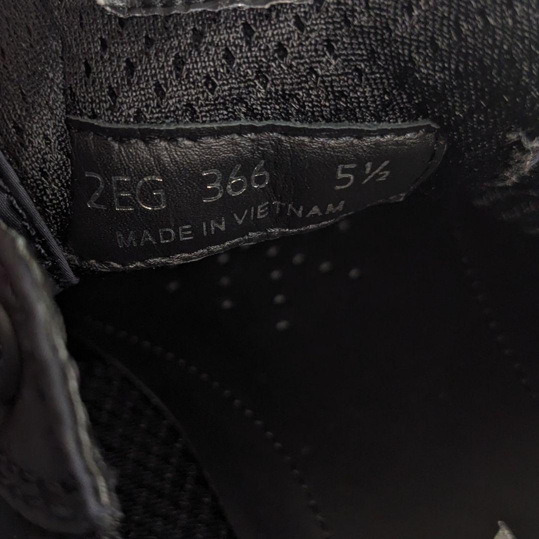 美品　PRADA　プラダ　スニーカー　ナイロン　箱付き　軽量　ダークネイビー