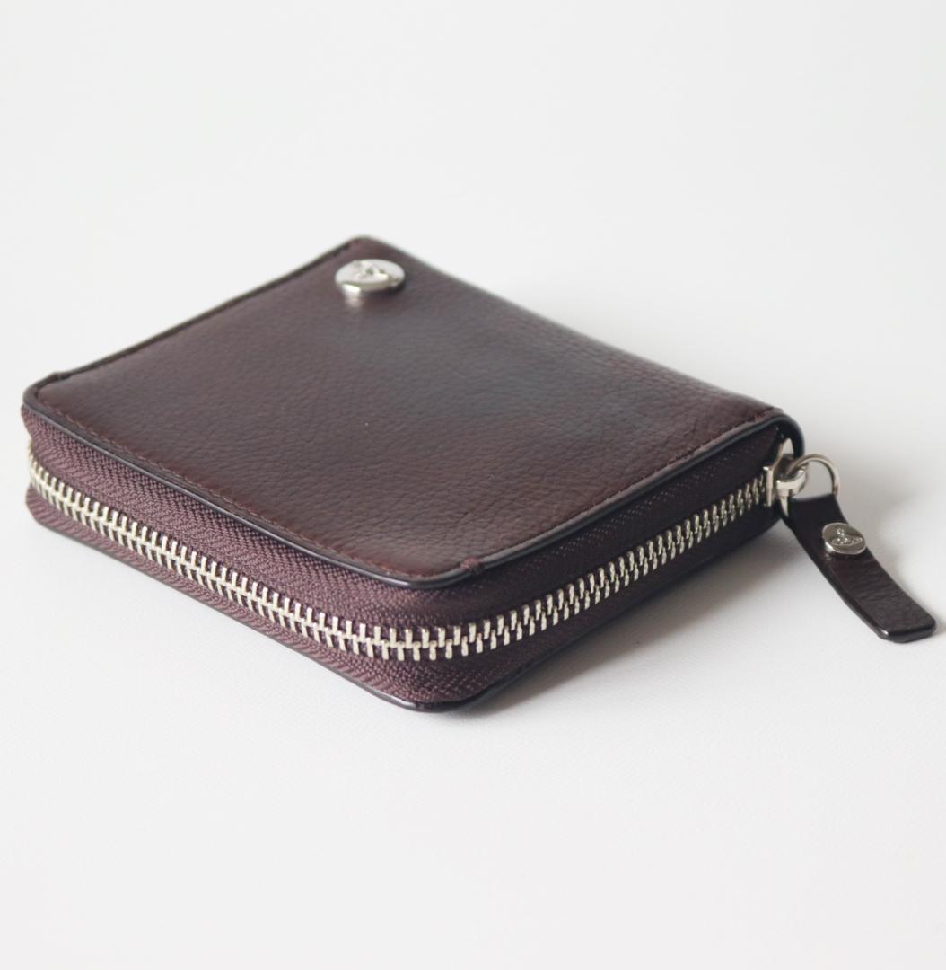 新品【ヴィヴィアンウエストウッド】ラウンドファスナー二つ折り財布 プレゼント最適