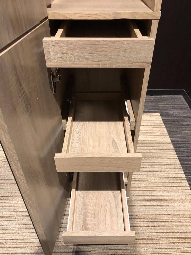 【展示品・未使用品】【福岡市限定】ミラー付き隙間収納 全身ミラー 収納棚