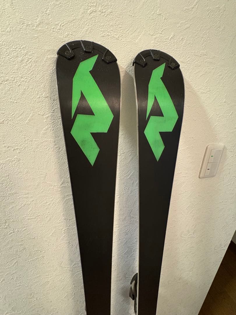 ノルディカ　ワールドカップSL 156cm スキー板 マーカー金具付属