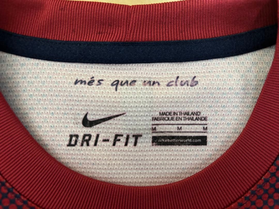 【美品】バルセロナホームユニフォームメッシ （12/13）即購入OK