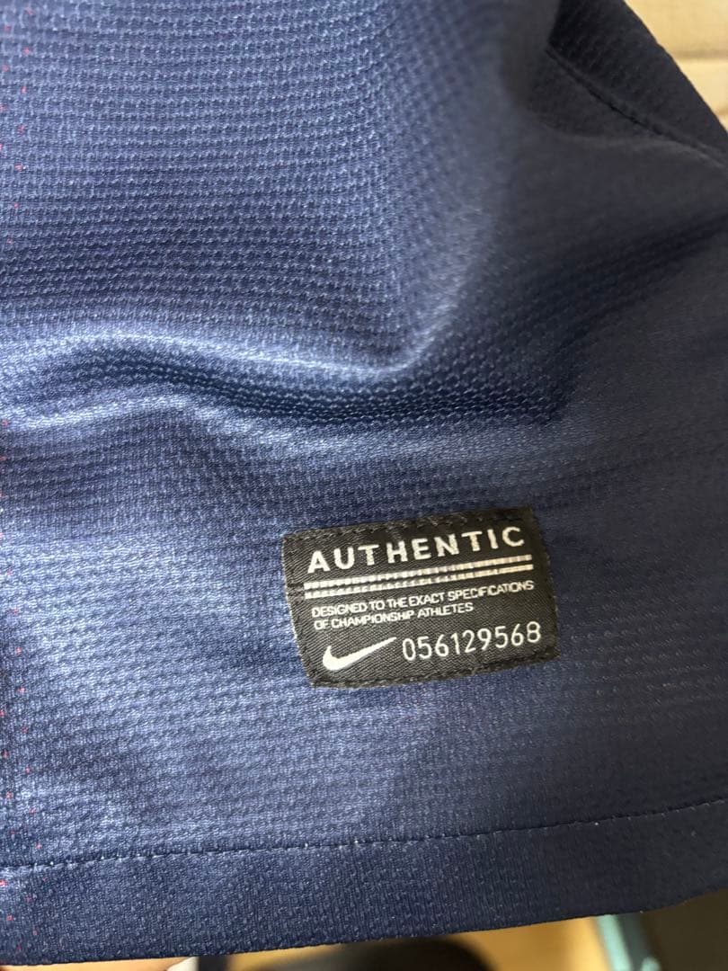 【美品】バルセロナホームユニフォームメッシ （12/13）即購入OK