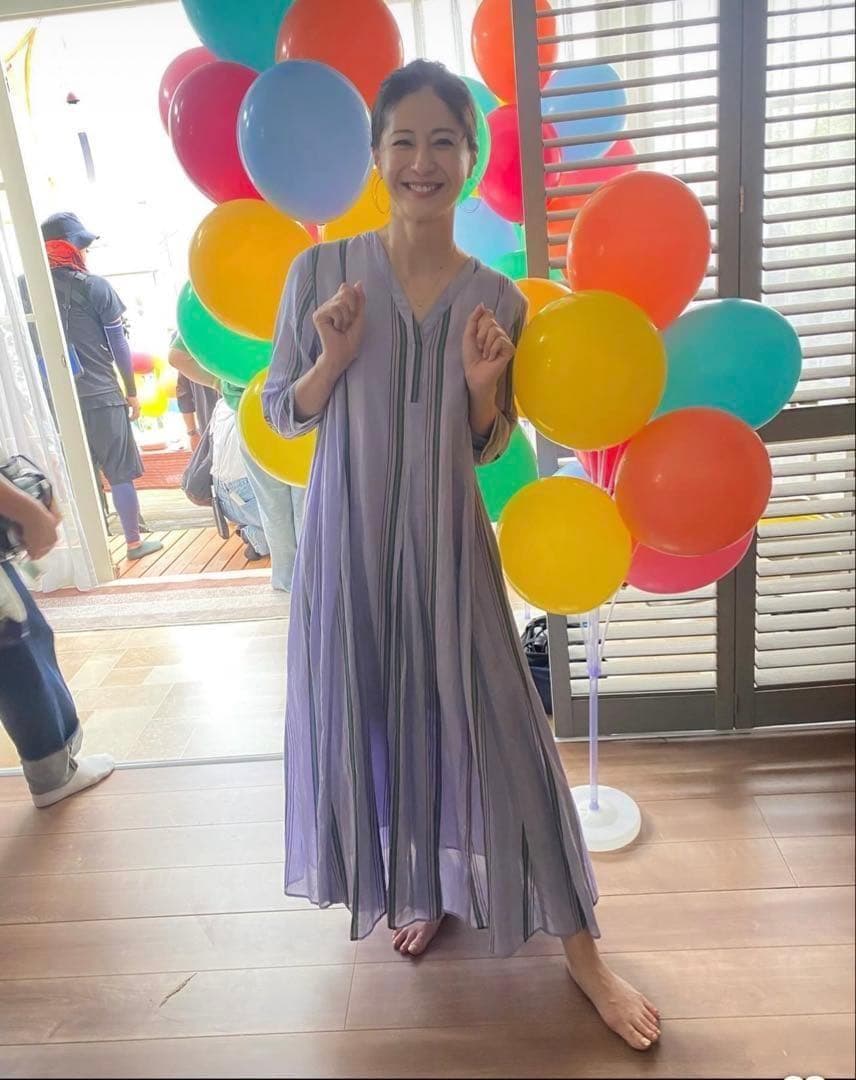 極美品ꕥヌキテパ 西園寺さん 2024 コットンボイルストライプパネルドレス M