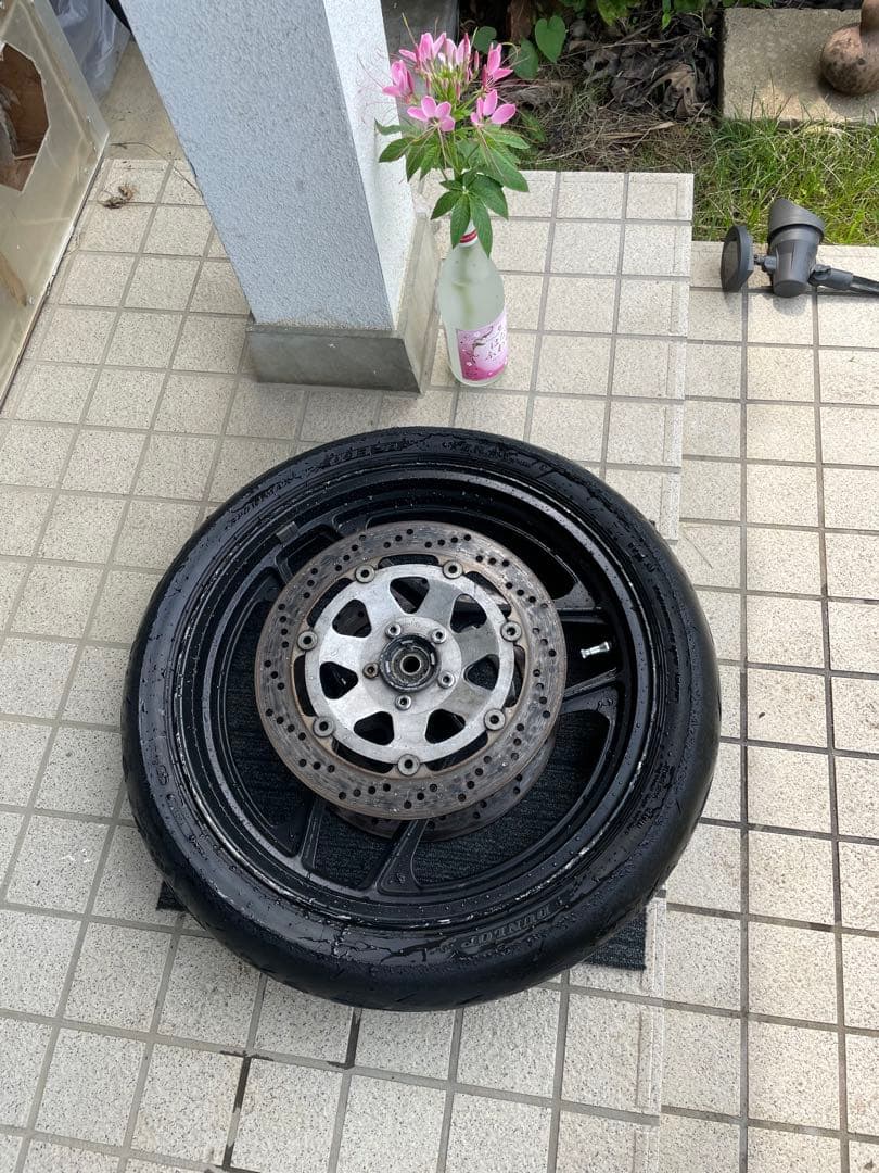 フロントホイール　gsx-r1100 gu74a 1987年型　GSXR1100