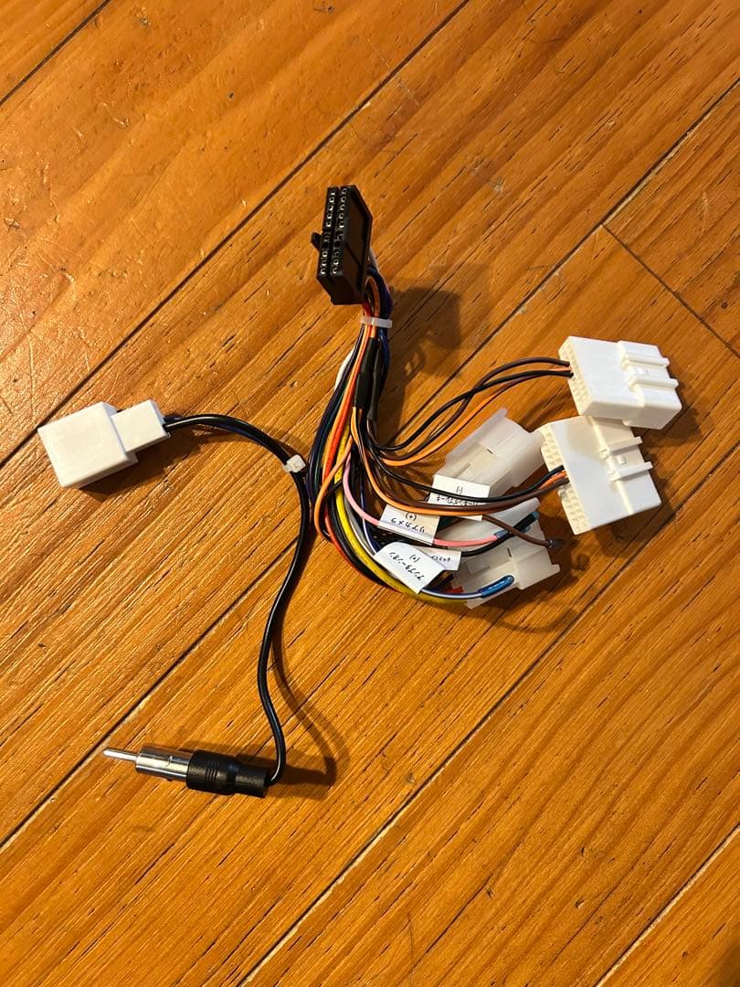 ニ*ア様 ATOTO S8G1104A1O(4G+32G) 美品　10.1インチ