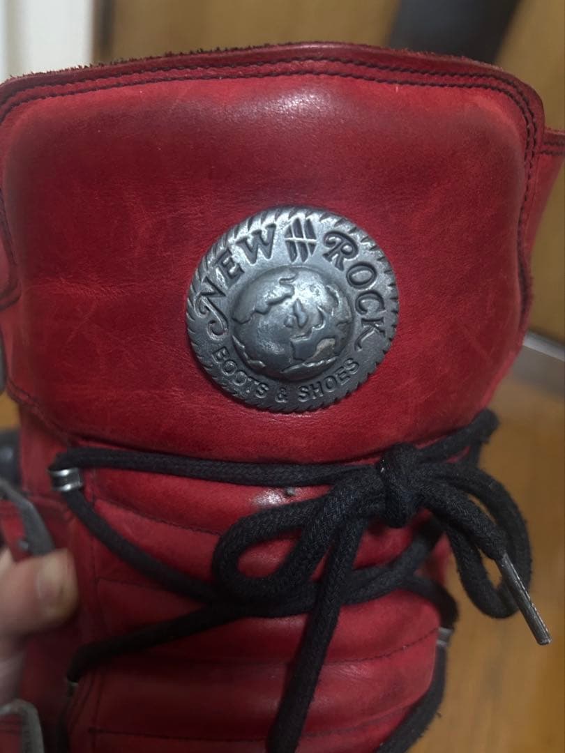 NEW ROCK レッドブーツ バックル付き