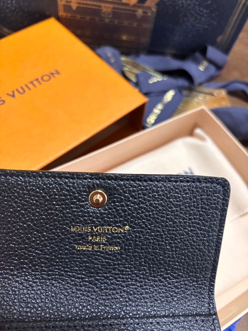 新品未使用 LOUIS VUITTON ブラックキーケース