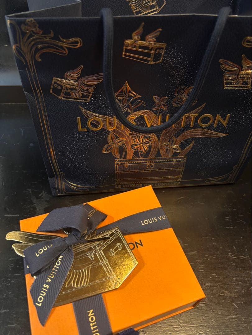 新品未使用 LOUIS VUITTON ブラックキーケース