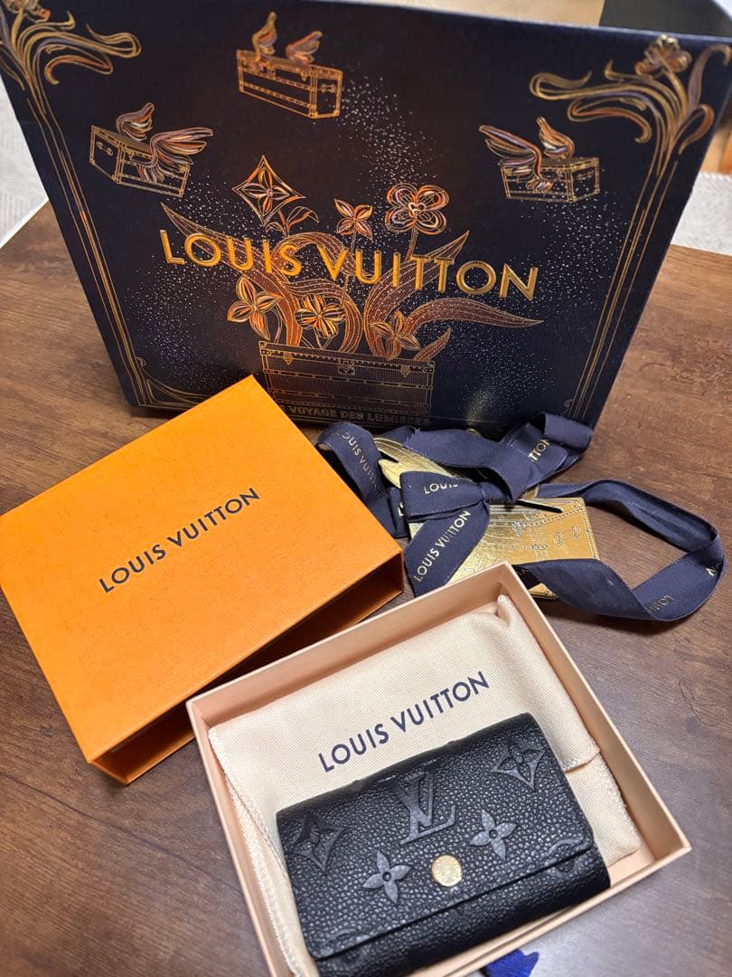 新品未使用 LOUIS VUITTON ブラックキーケース