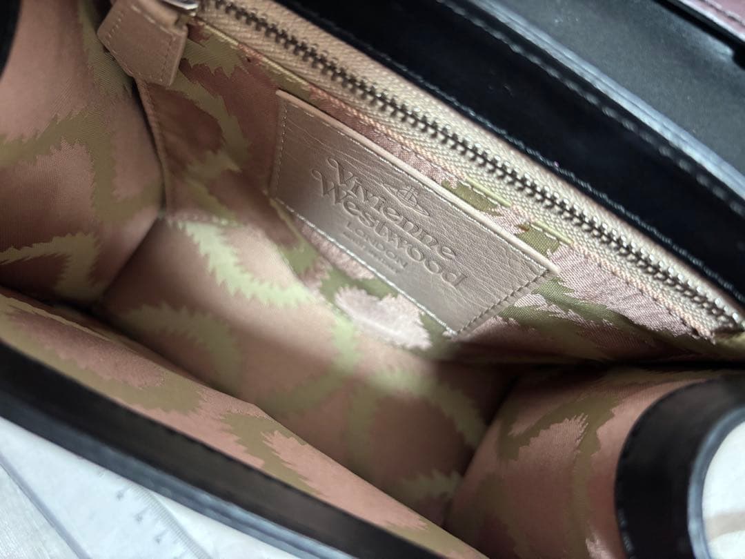 い*く様 vivienne westwood ショルダーバッグ ALEX