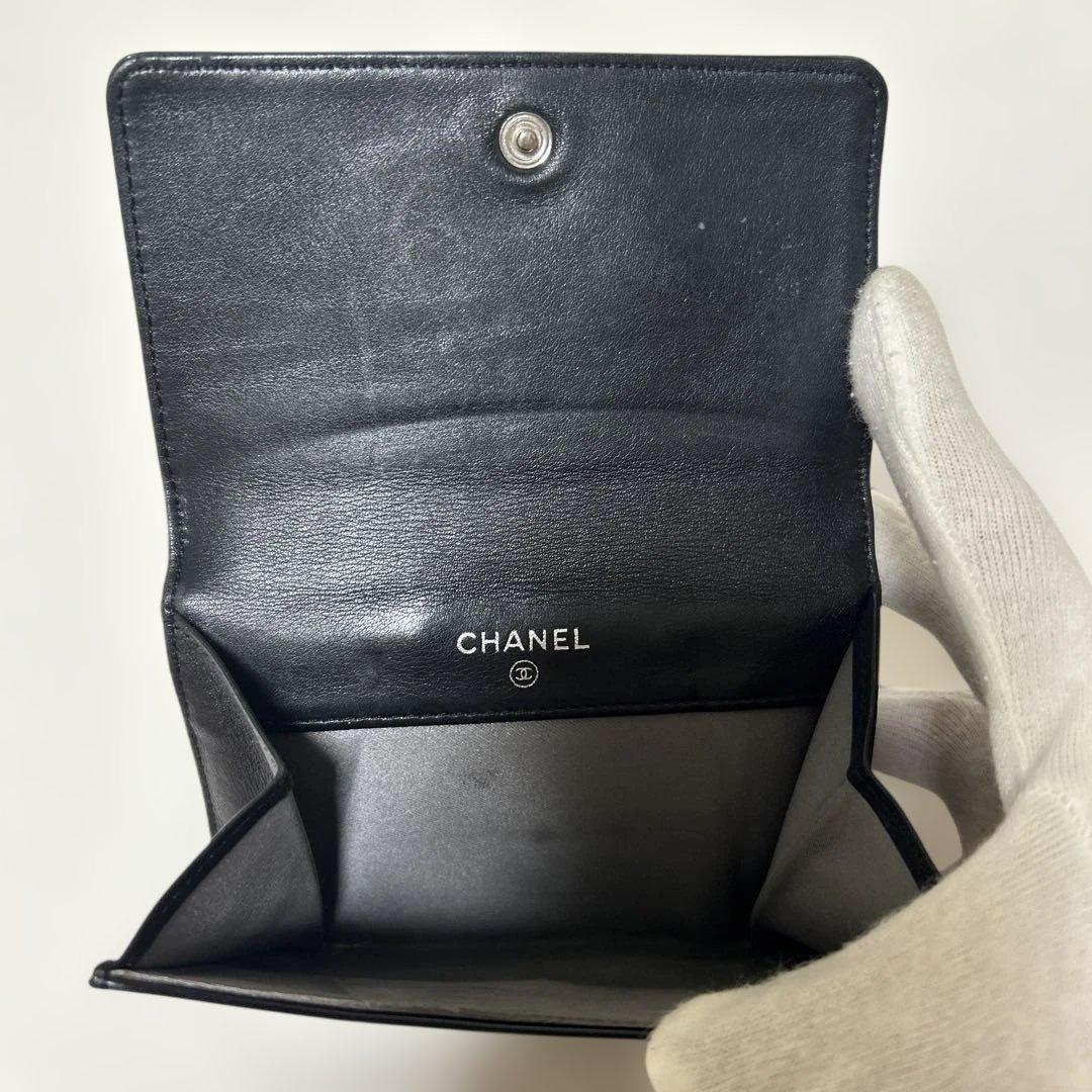 CHANEL ブラック 二つ折り財布