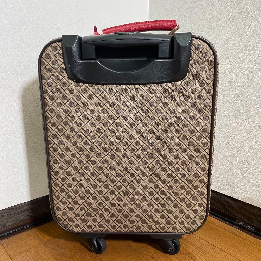 【超美品】ゲラルディーニ　キャリーケース　機内持ち込み可能サイズ