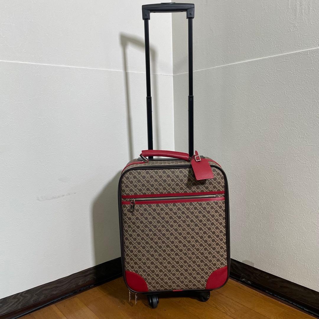【超美品】ゲラルディーニ　キャリーケース　機内持ち込み可能サイズ