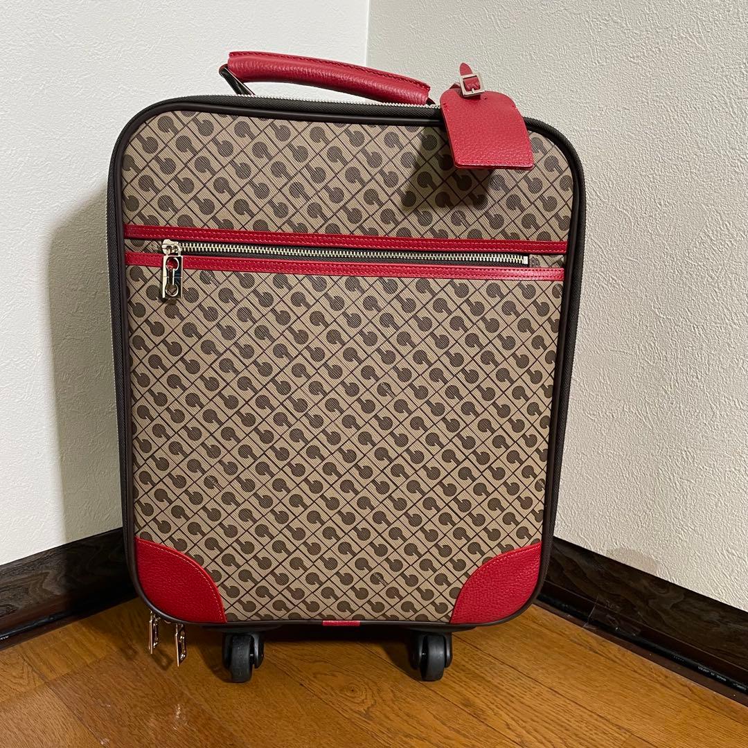 【超美品】ゲラルディーニ　キャリーケース　機内持ち込み可能サイズ