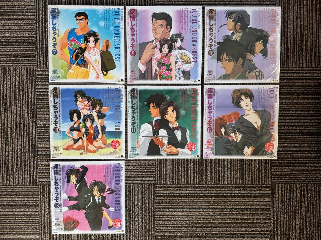 逮捕しちゃうぞ！3作品&カラオケしちゃうぞ！23枚＋1