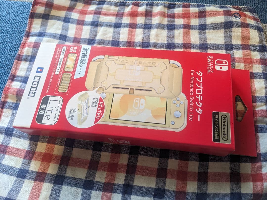 Nintendo Switch Lite コーラルピンク　カバー付き