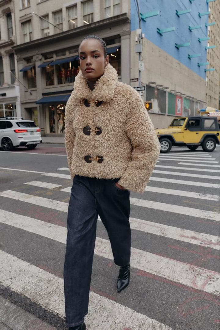 ZARA 新品　トグルボタン フェイクファージャケット