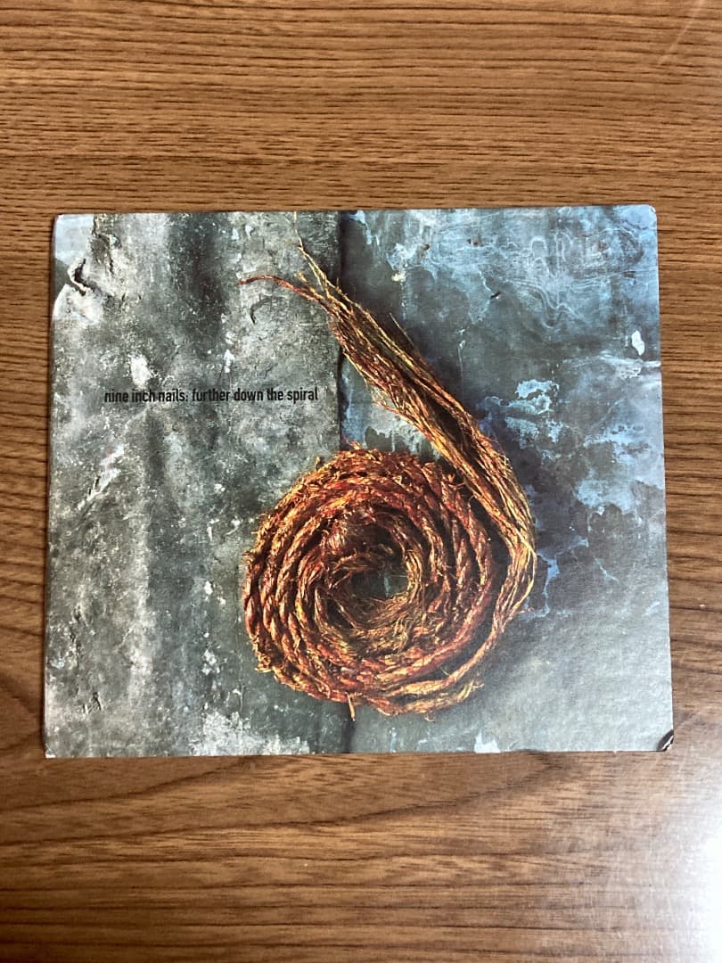缶入り nine inch nails: further down the...