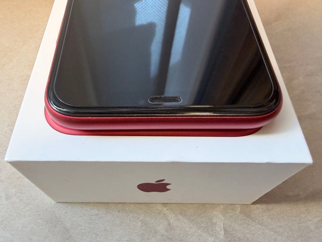 iPhone 11 (PRODUCT)RED 256GB SIMフリー おまけ付