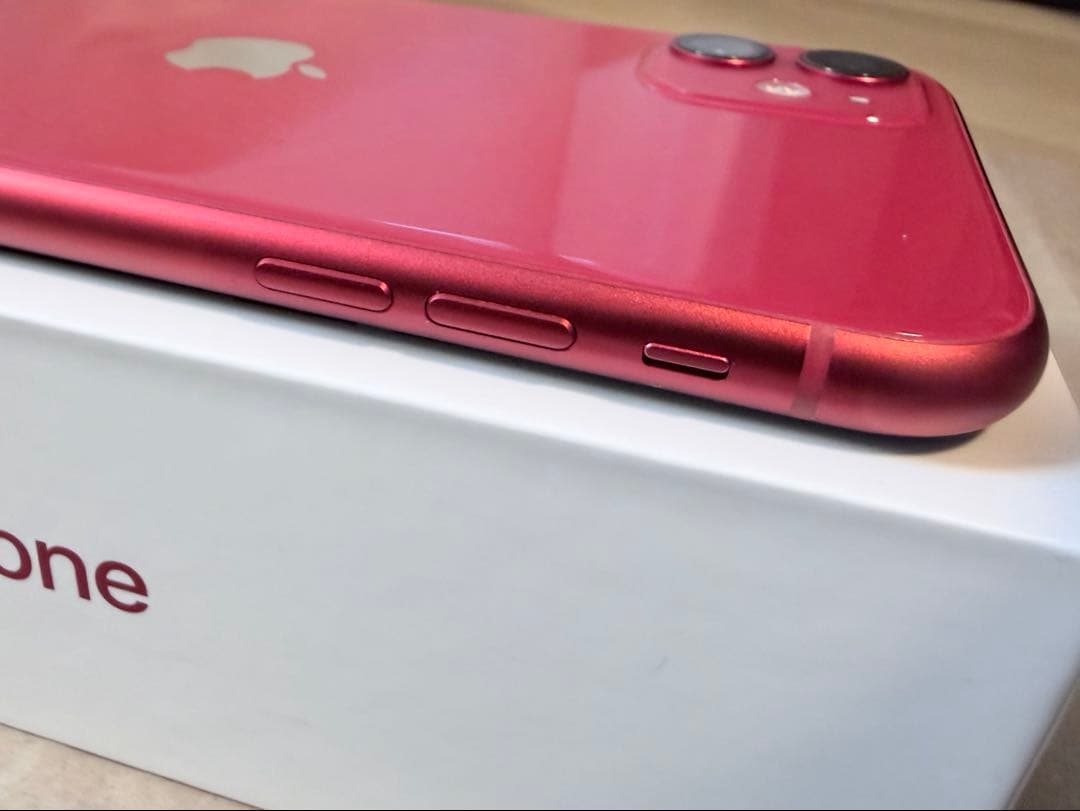 iPhone 11 (PRODUCT)RED 256GB SIMフリー おまけ付
