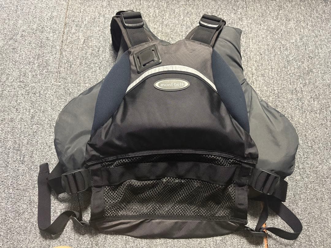 mont-bell アングラー　ライフジャケット 黒　L/XL