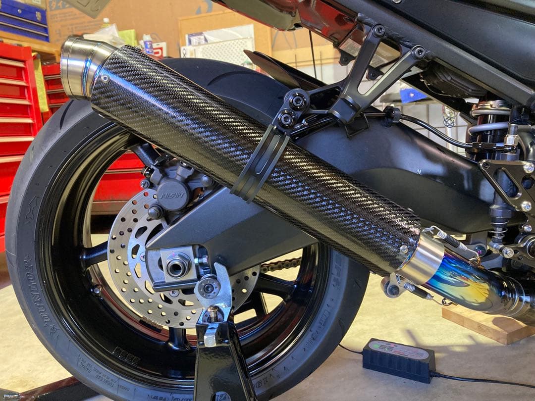 汎用　チタンカーボンサイレンサー スリップオン　60.5 超軽量　新品同様