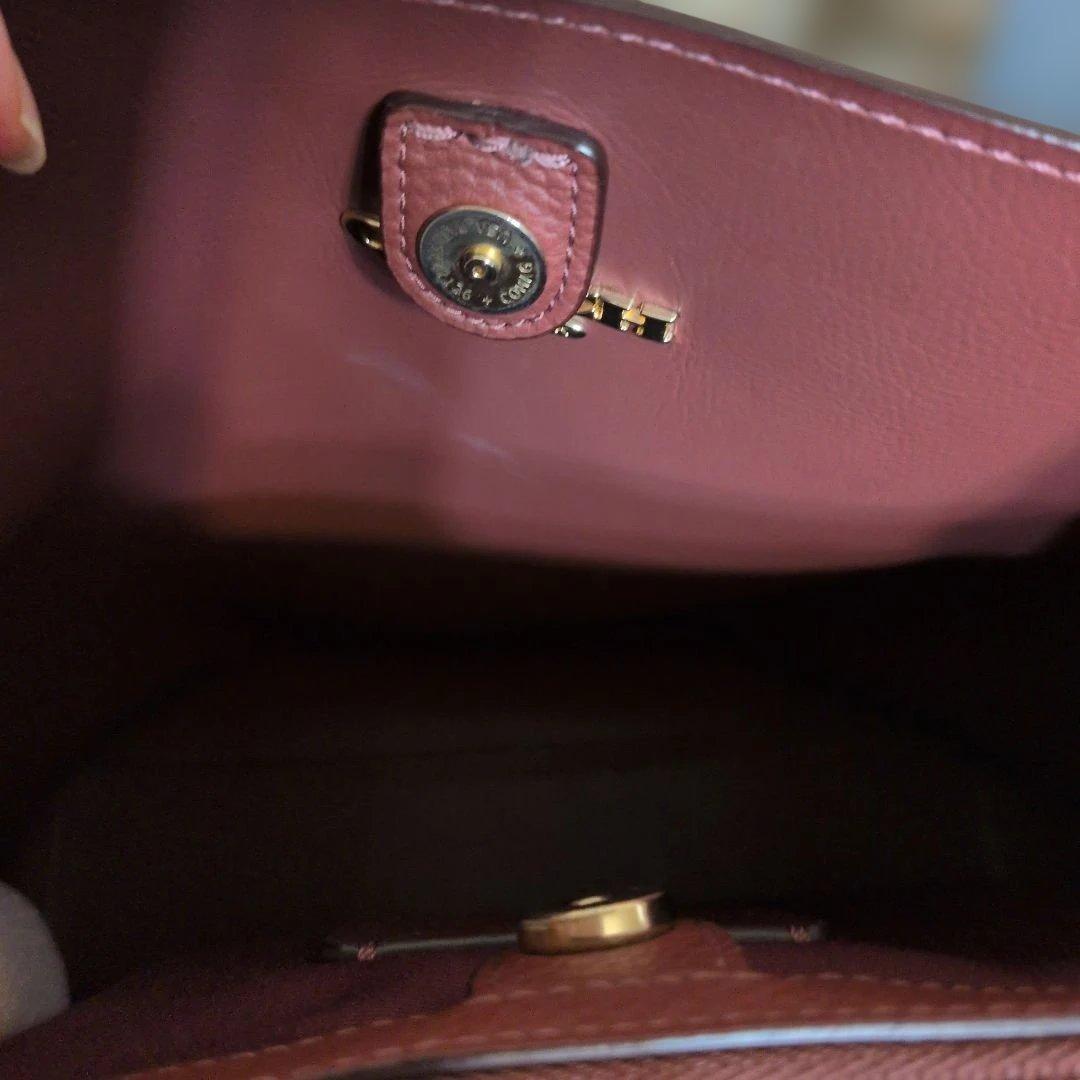 #新品未使用同様　#COACHサーモン ピンク レザー ショルダートートバッグ