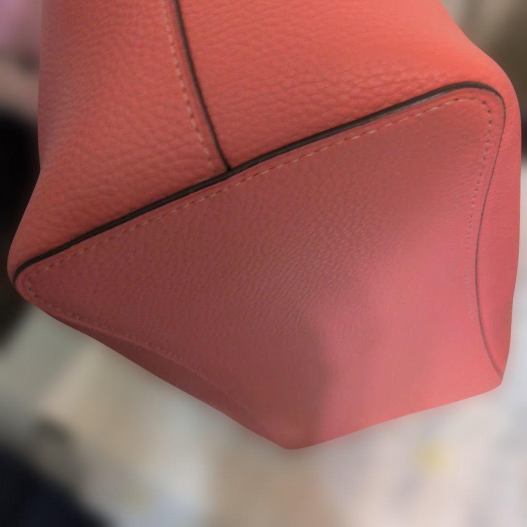 #新品未使用同様　#COACHサーモン ピンク レザー ショルダートートバッグ