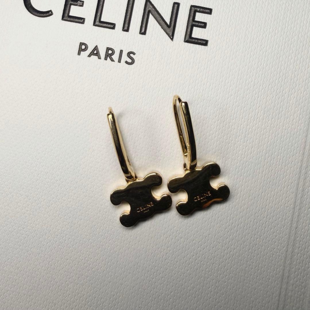 【新品未使用】CELINEトリオンフ ラインストーン ピアス 定価92400