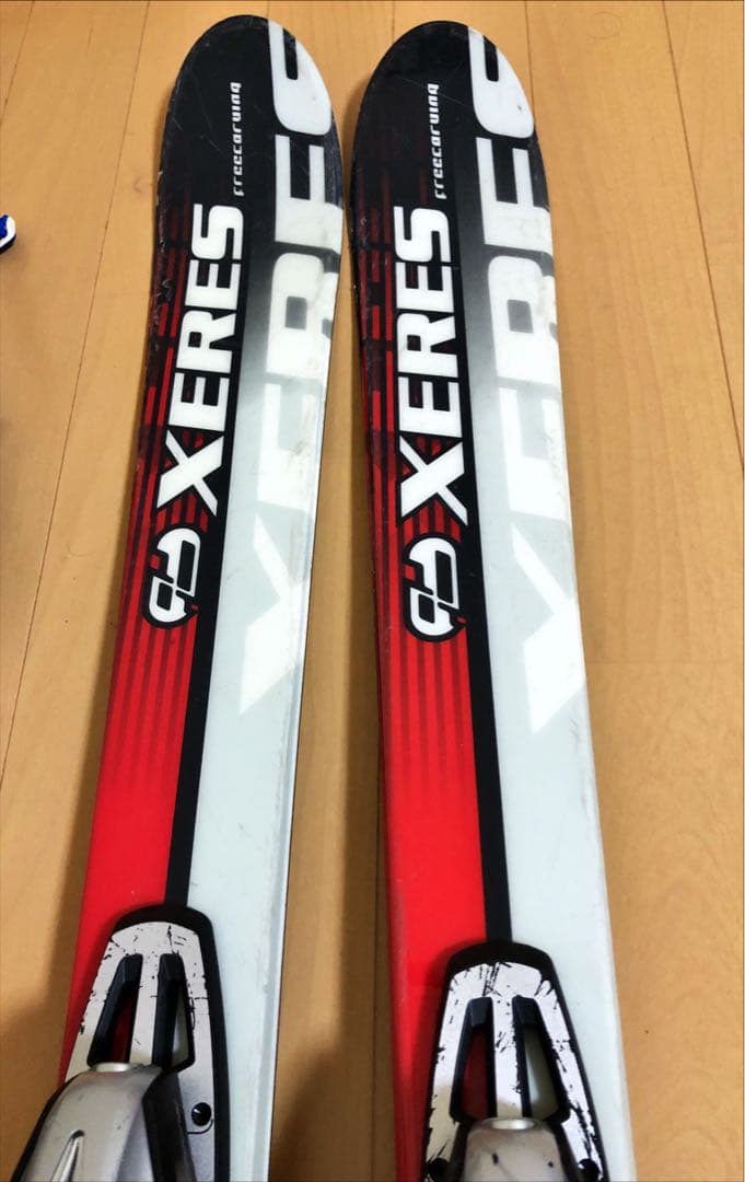 スキー板　ストック付き　2セット①