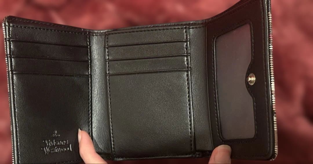 ヴィヴィアン財布