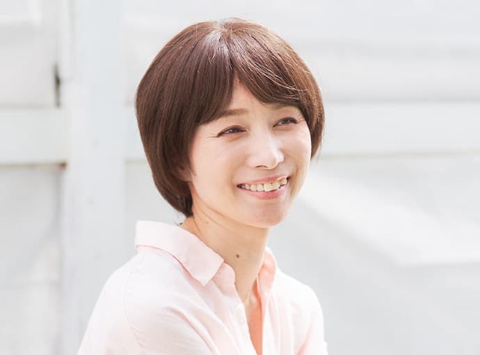 リネアストリア　ショートウィッグ　天使のエレガントショート人毛100%