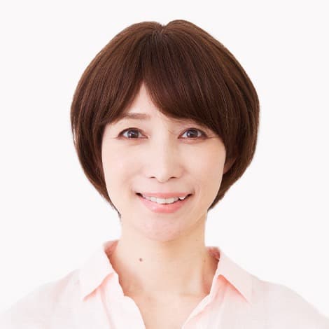 リネアストリア　ショートウィッグ　天使のエレガントショート人毛100%